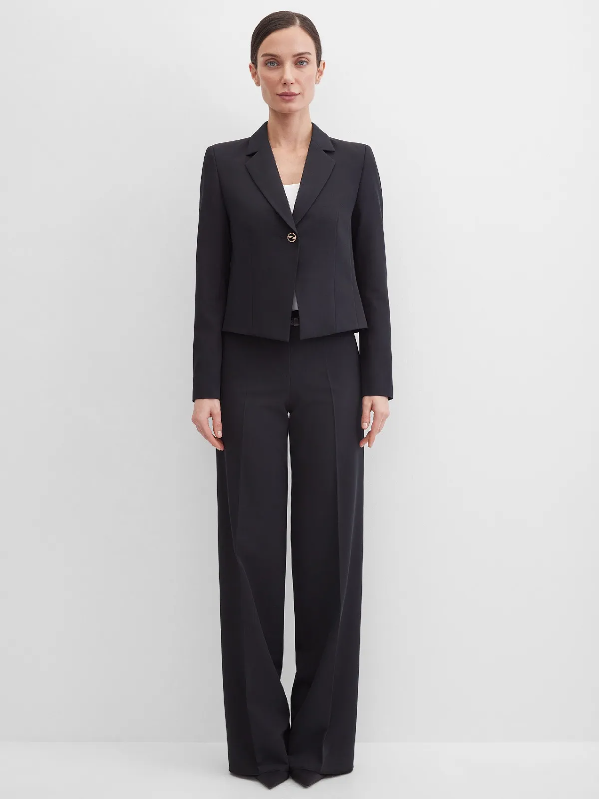 Брюки на резинке свободные удлиненные