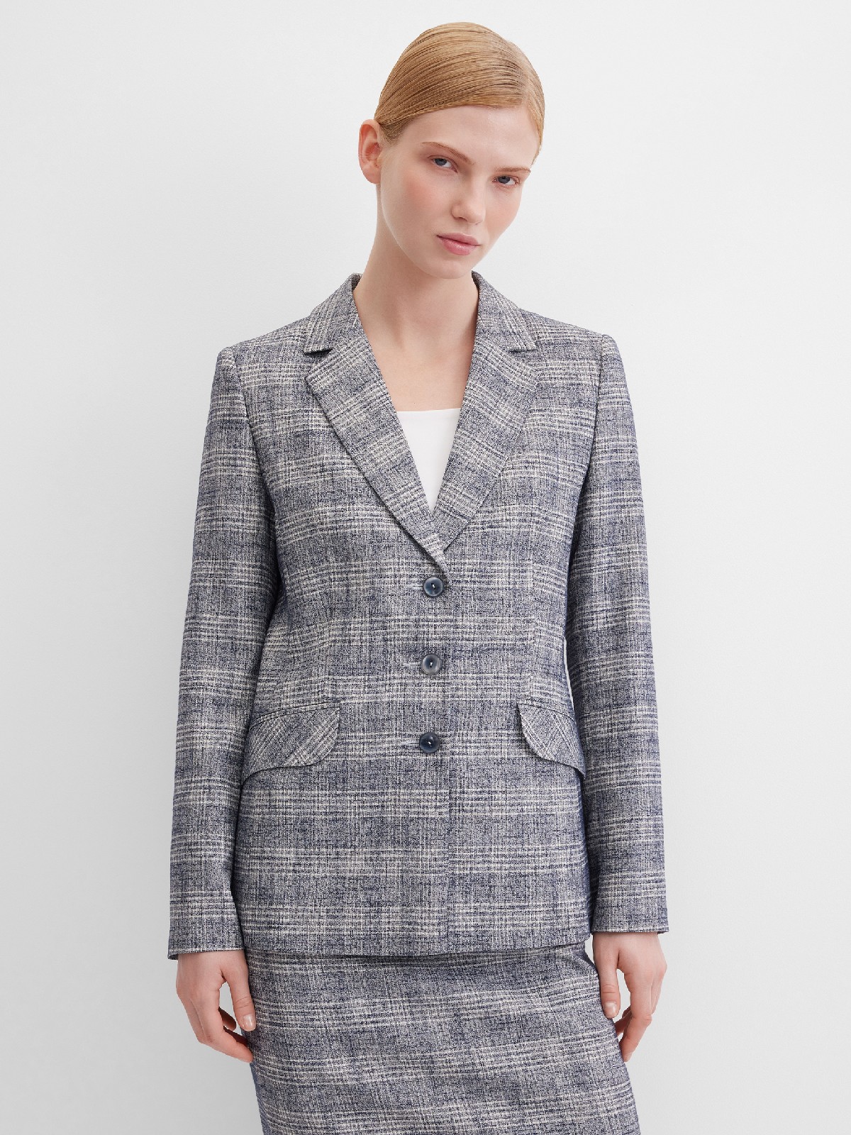 Пиджак меланжевый в клетку