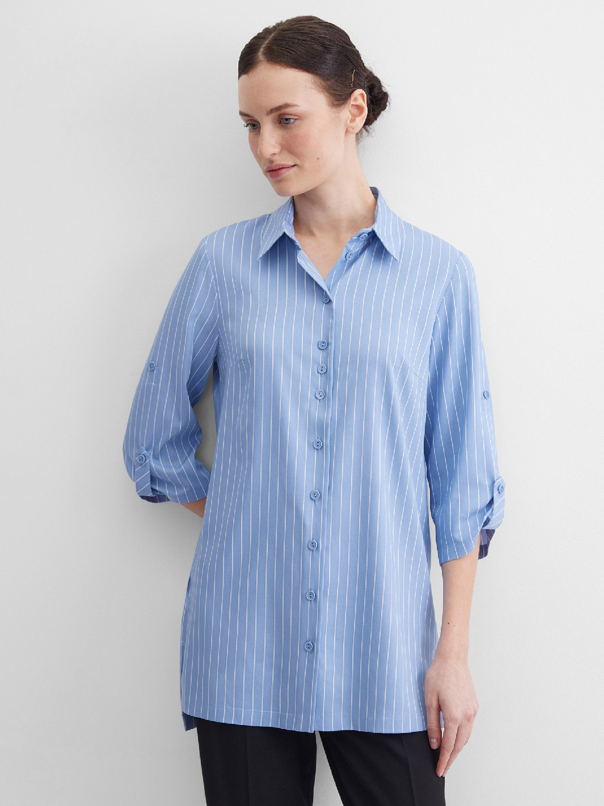Блузка в тонкую полоску  удлиненная