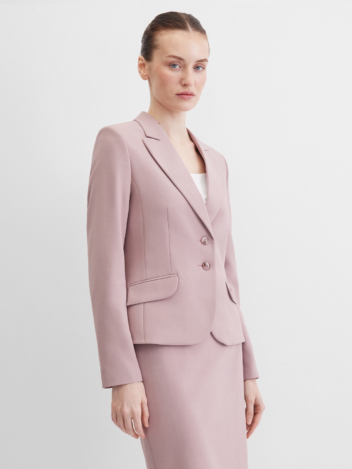 Пиджак классический  укороченный