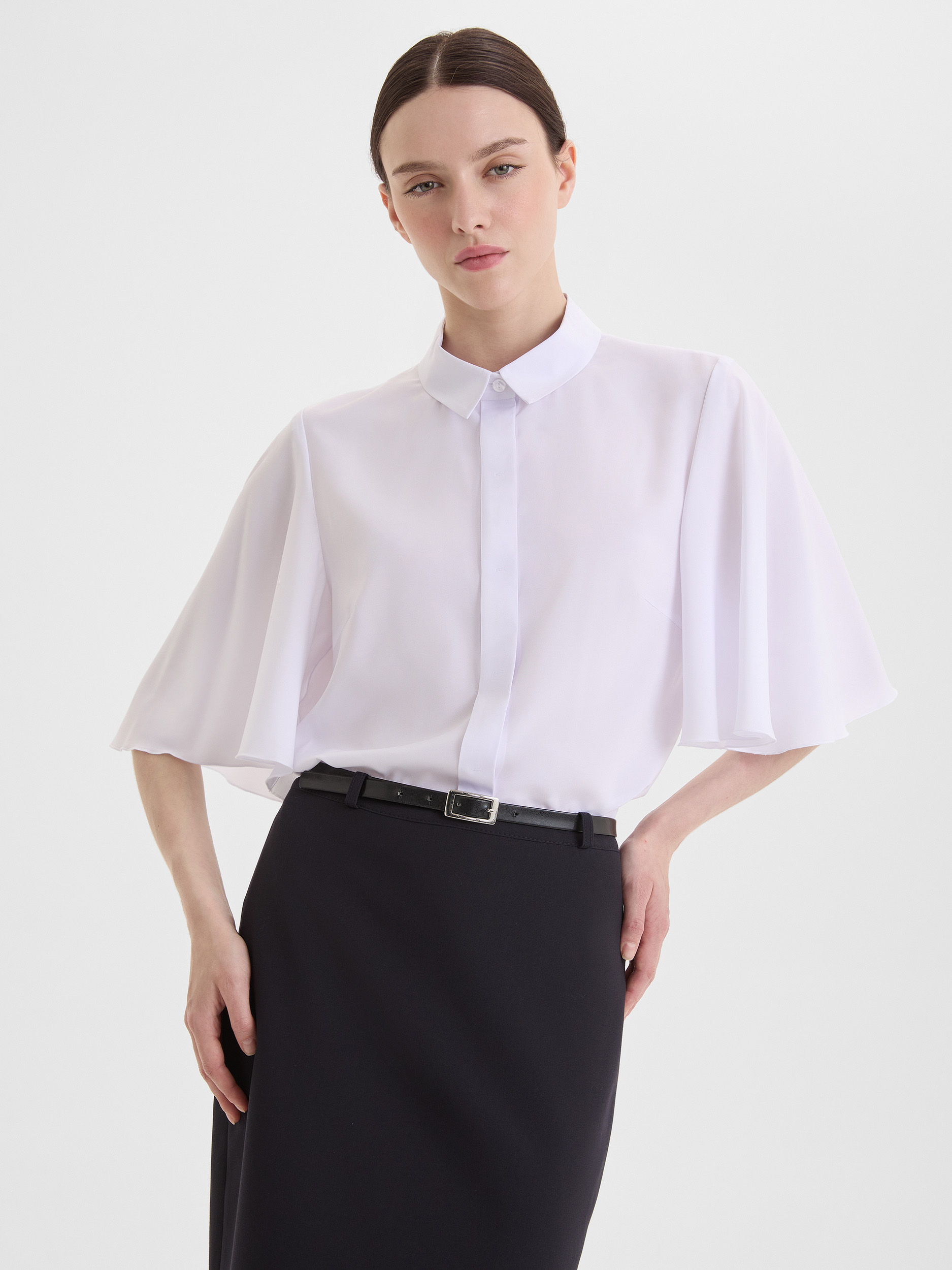 Блузка свободная с рукавом флаттер