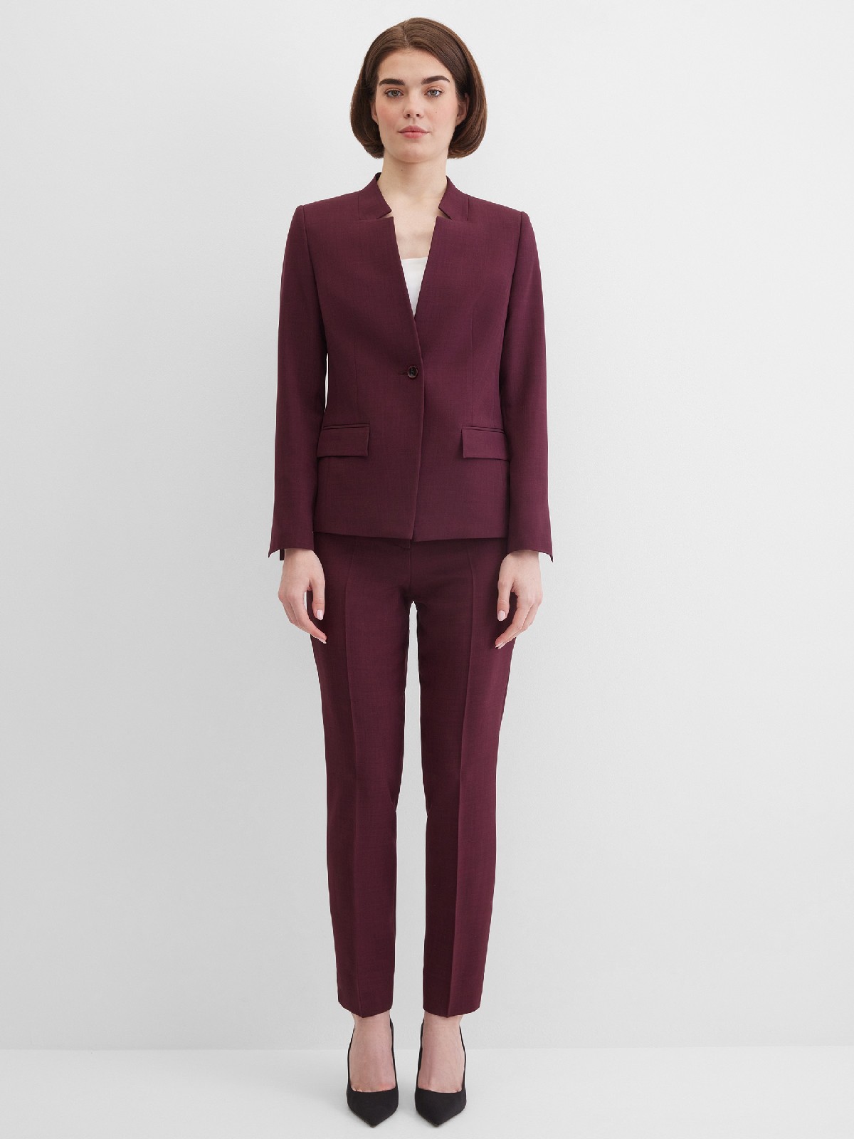 Брюки с разрезами